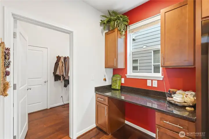 Garage Entry w/Built in Desk