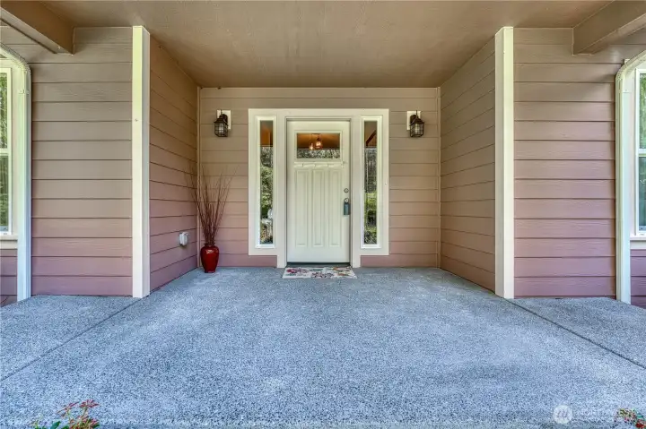 Large covered patio...Welcome home!