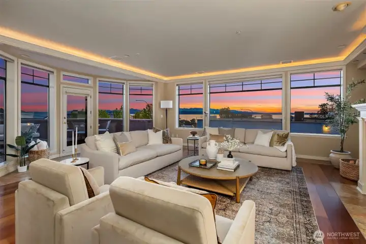 Experience luxury living in this top-floor penthouse boasting endless sound & mountain views. Experience luxury living in this top-floor penthouse boasting endless sound & mountain views.