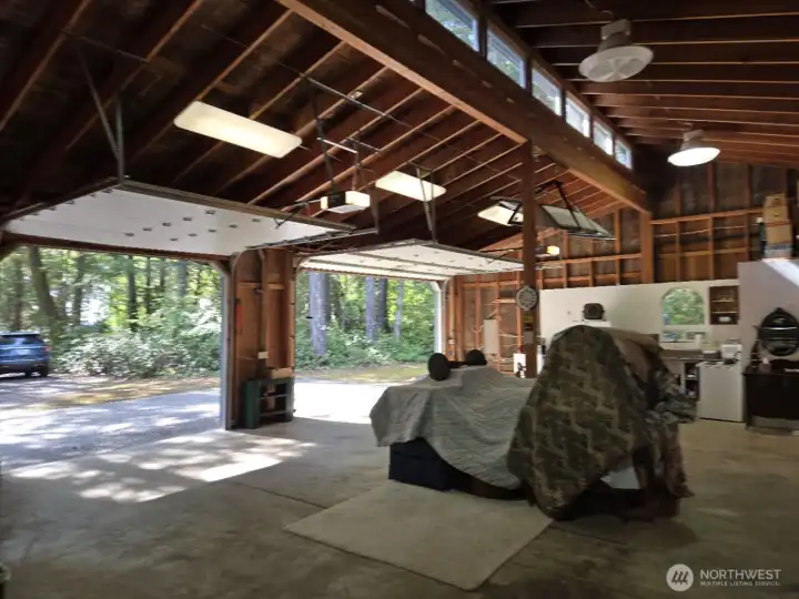 High Clerestory ceilings just waiting fo ideas. 2 x 6 walls High Clerestory ceilings just waiting fo ideas. 2 x 6 walls