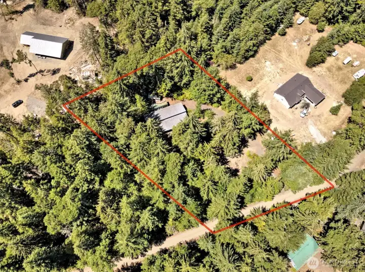 1.45 acres of wooded privacy 1.45 acres of wooded privacy