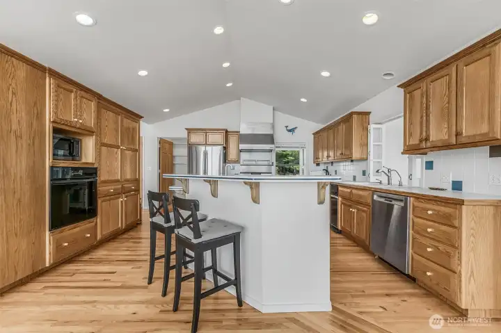 The large and spacious kitchen.