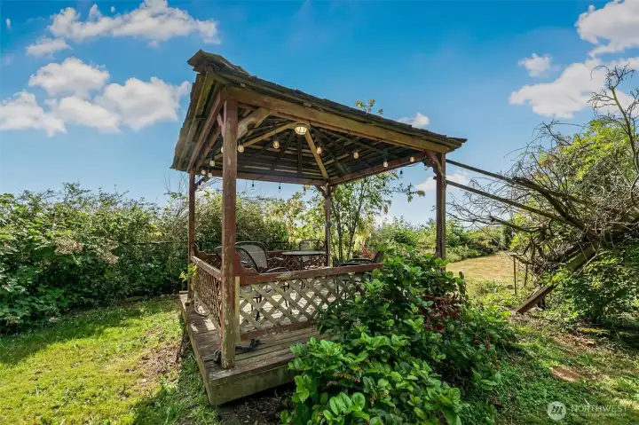 Relax in the gazebo on warm summer evenings.