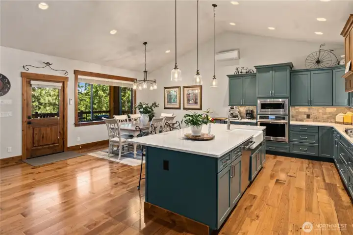 The kitchen is sure to your favorite room in this house!