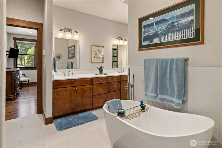 Soaking tub.