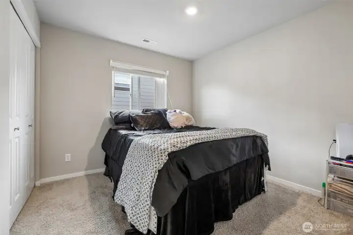 2nd Bedroom