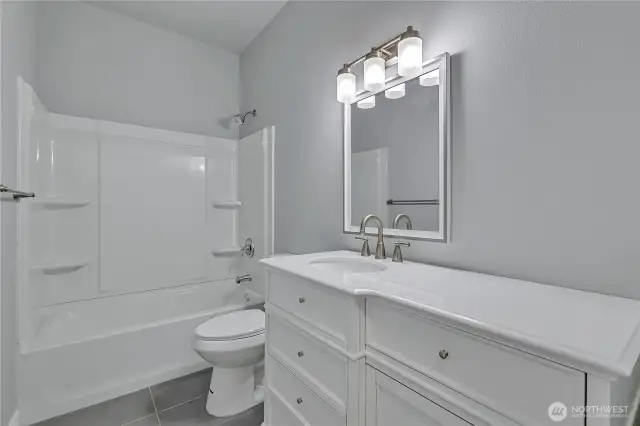 Full Hall Bath