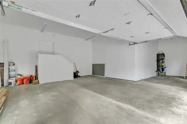 Large 2-car garage with workshop area.