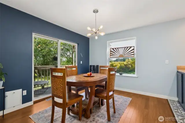 Unit 4646 Dining Area