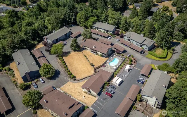 The Narrow Condominium community