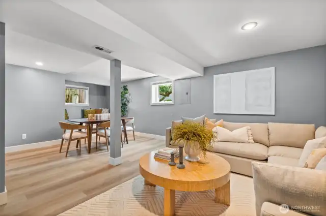 Spacious bonus room