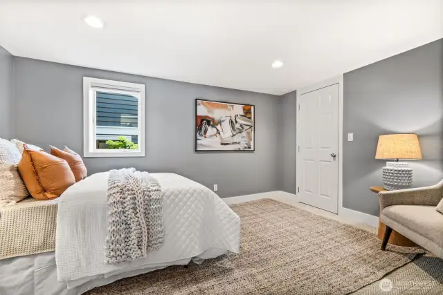 Spacious bedroom downstairs with big closet