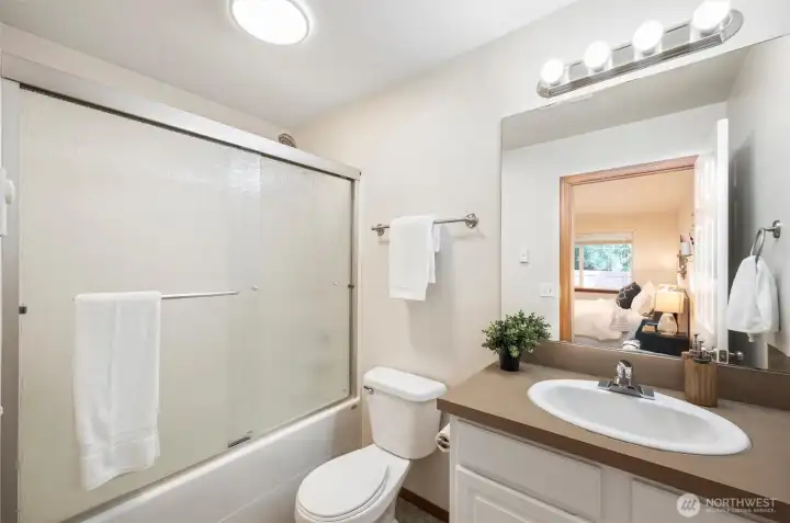 Primary ensuite.