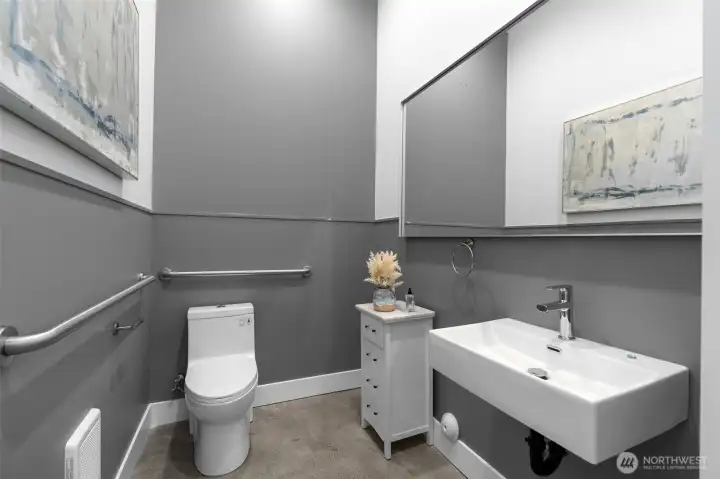 Photo for example only. Unit with similar quality and finishes.