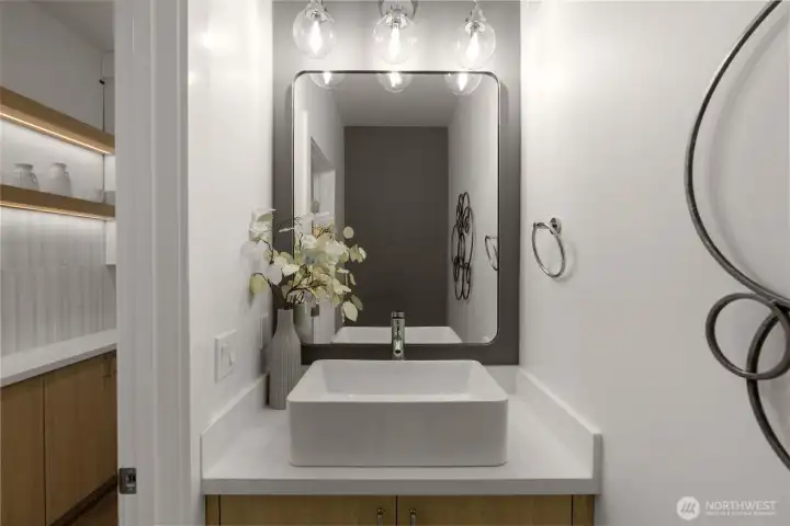 Photo for example only. Unit with similar quality and finishes.