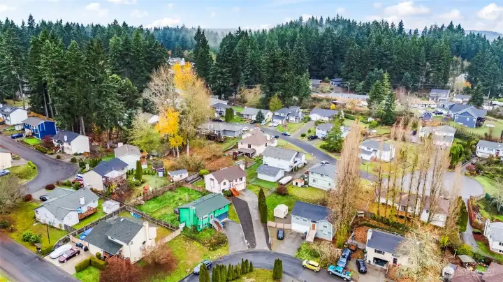 Ariel view of the neighborhood.