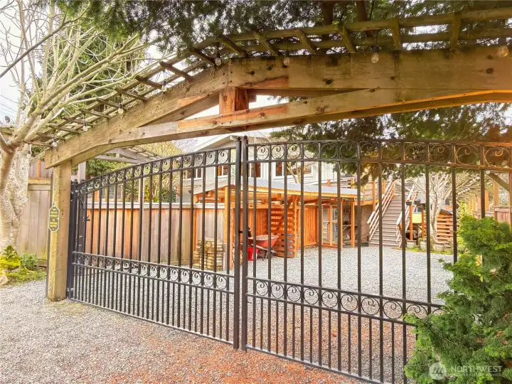 Beautiful locking rod iron gate.