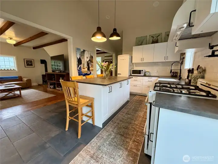 Newly remodeled kitchen offers the kitchen experience for the most discerning chef, including expansive prep and counter space and all newer appliances.