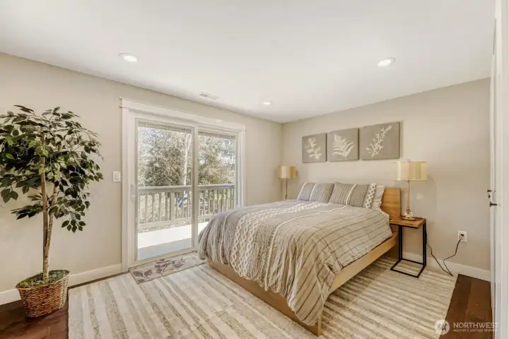 Primary bedroom in main floor!