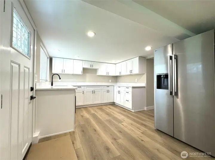 3rd kitchen or wet bar