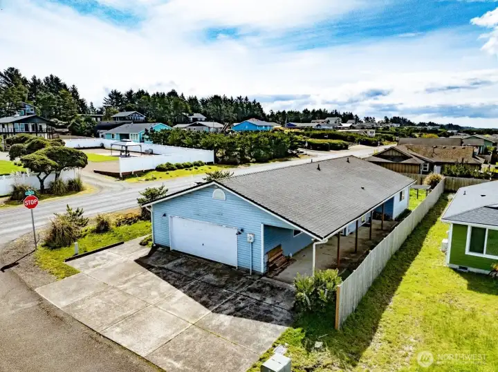 Aerial View, Driveway