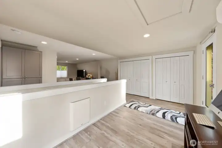 different angle showing more storage!