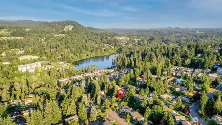Close proximity to Lake Boren for swimming, fishing and playground. Tranquil neighborhood with close access to Seattle, Bellevue, Renton and SeaTac. Shopping, medical clinics, and the local library are also just minutes away. 8 beautiful parks and trails within 1 mile radius and minutes from the Newcastle Golf Club.