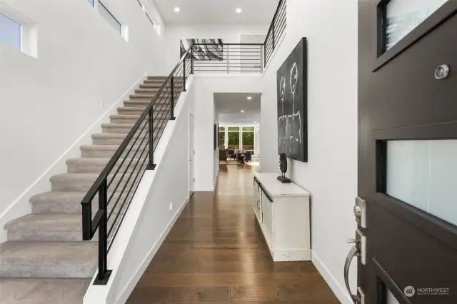 Main entry - wide hallways to the living area