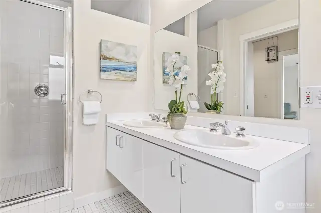 Primary bedroom ensuite bathroom.