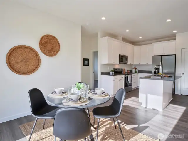 Dining/Kitchen
