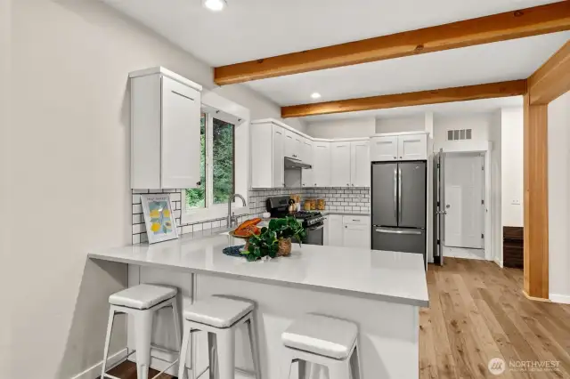 Kitchen w/ Eating Space