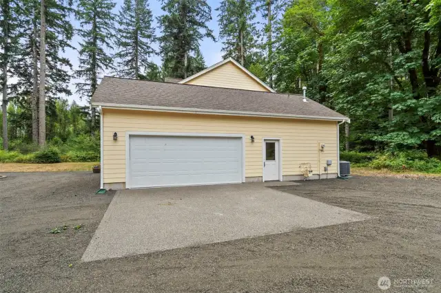 Attached Garage