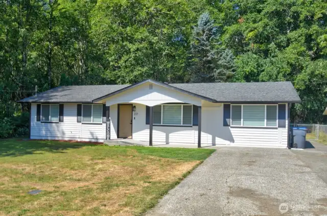 Welcome home to 237 S 7th St in McCleary!