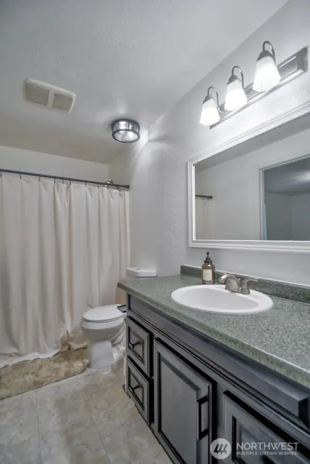 Main bathroom