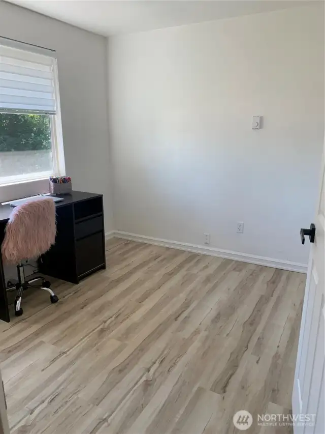 Den/Office or Bonus room