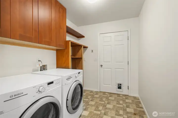Utility room w/ cabinets