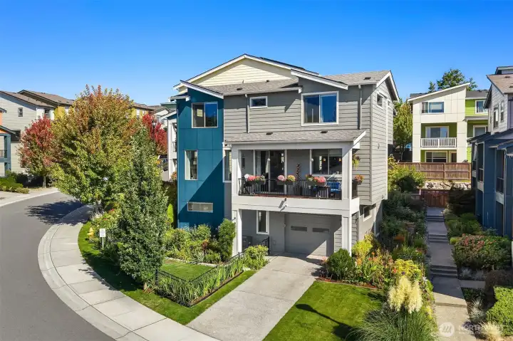 Picture perfect in every way, this Greenbridge freestanding townhome is a crowd pleaser.