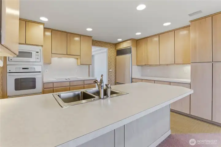 Open Kitchen