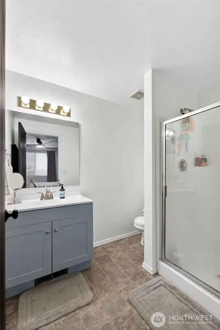 Primary Bathrooom