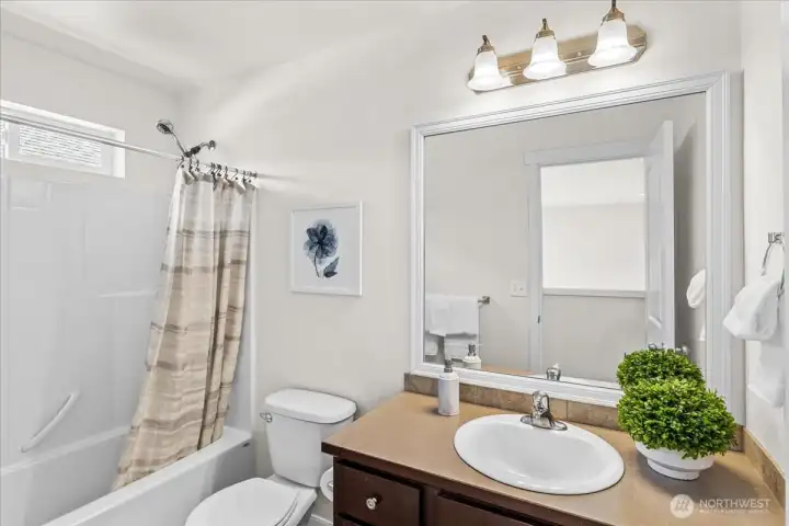 Upstairs guest bathroom