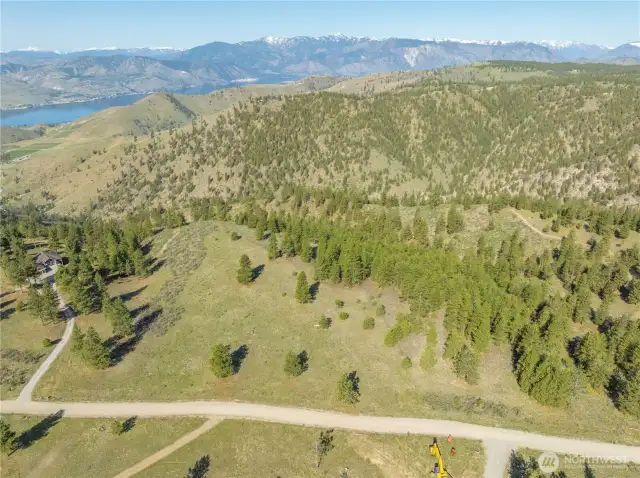 More and more folks are choosing to get up on top of the world, the beauty is breathtaking!