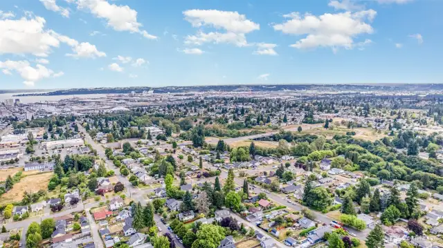 Another great aerial view of the neighborhood.