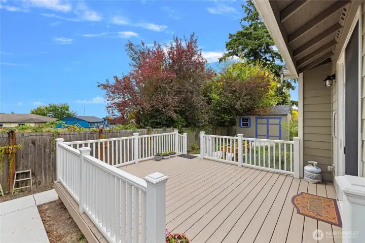 BRAND new composite deck. South facing sun