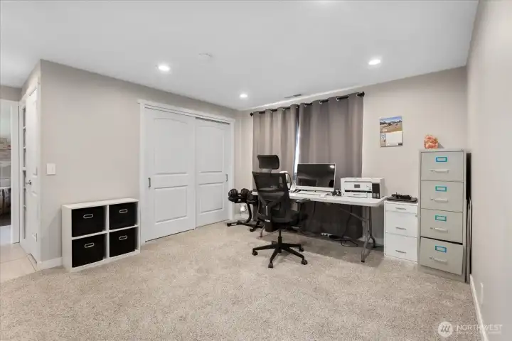 Third bedroom suite with private entrance.