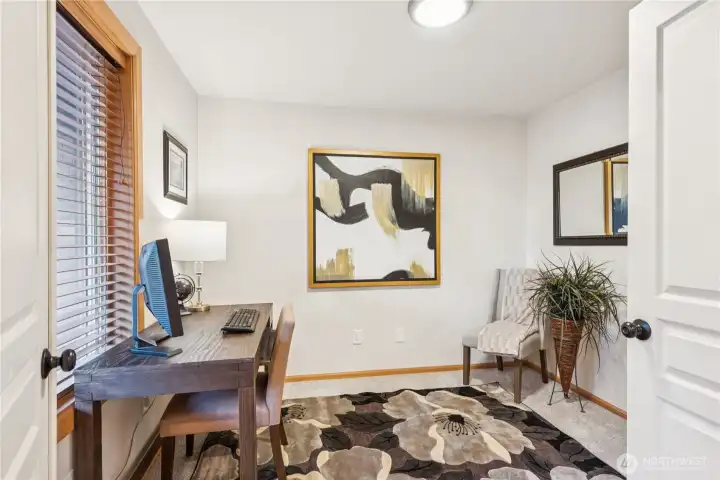 4th bedroom or office