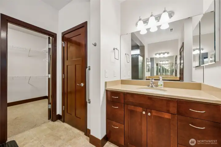 One of two vanities in your primary en-suite bathroom.