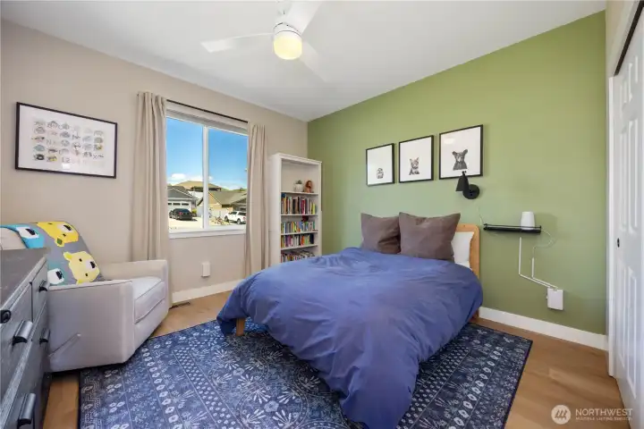 Guest bedroom 1