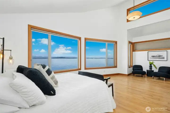 Wake up daily to dramatic views!