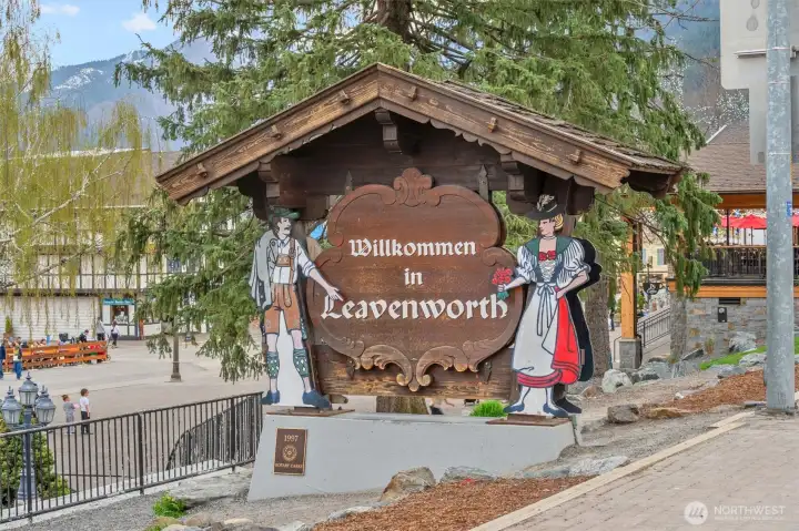 Leavenworth - A Guide to Washington State's Bavarian Village ...Leavenworth is a charming Bavarian-themed village in Washington State's Cascade Mountains, renowned for its, Alpine-style architecture, German cuisine (bratwurst, schnitzel), and festive atmosphere. Located roughly 2 hours east of Seattle, it offers year-round attractions, including popular Christmas lighting, Oktoberfest, wine tasting, and outdoor recreation like hiking and river rafting.