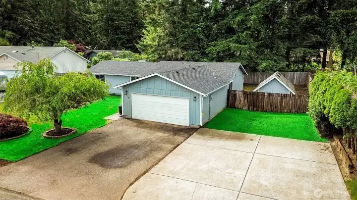 5118 VIEWRIDGE DRIVE...WONDERFUL NEIGHBORHOOD